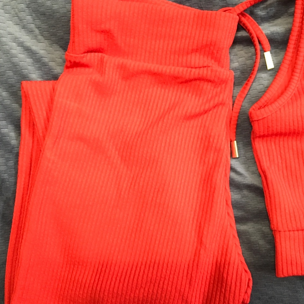 Red 2 piece sets